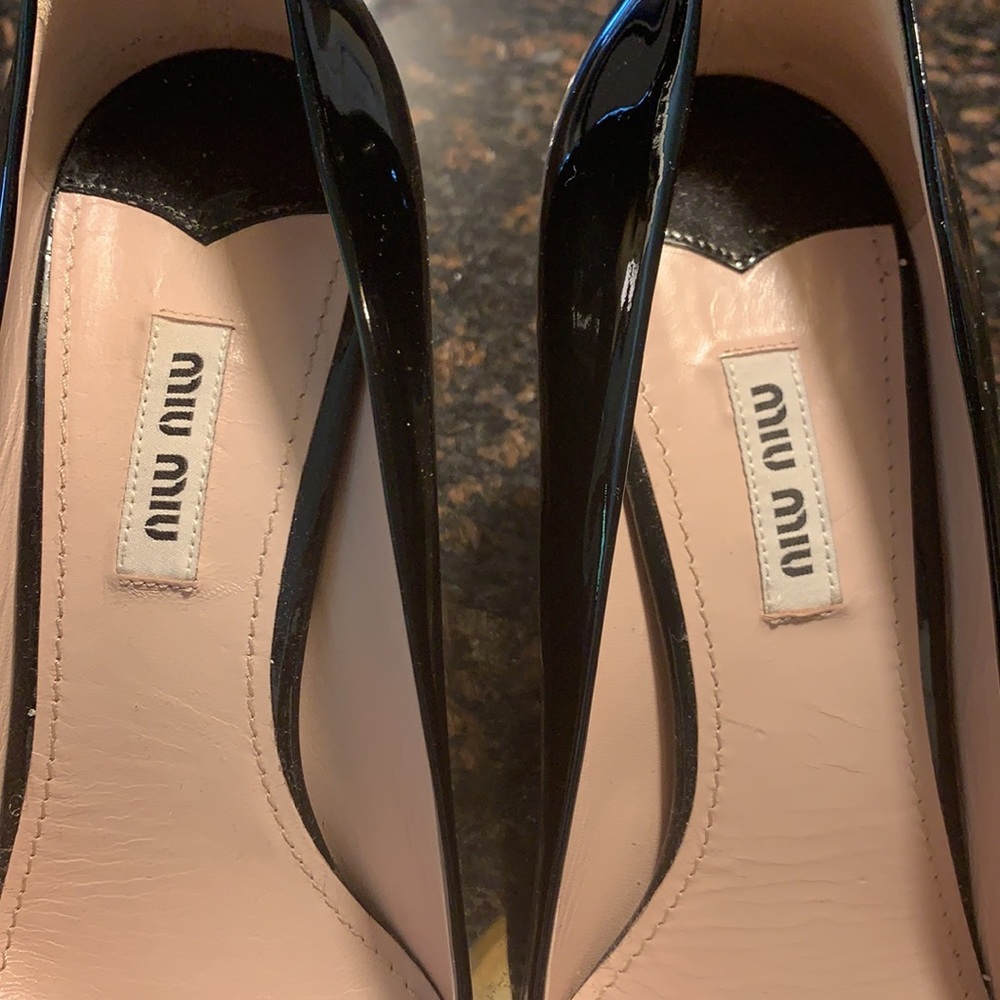 Miu Miu Glitter Sole Patent Pointed-Toe Pump Sz 39 - image 6